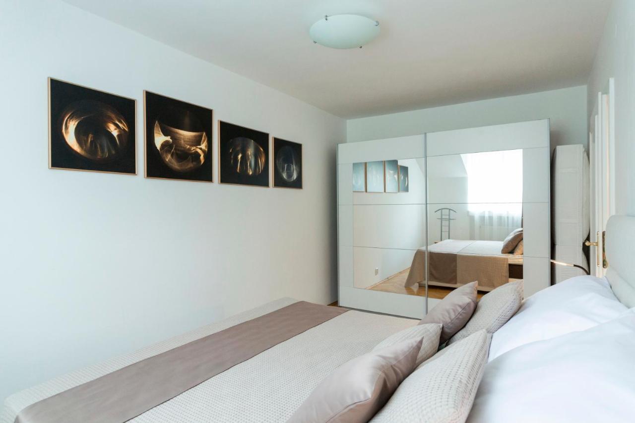 Prague Days - Modern Apartment - New Town Bagian luar foto